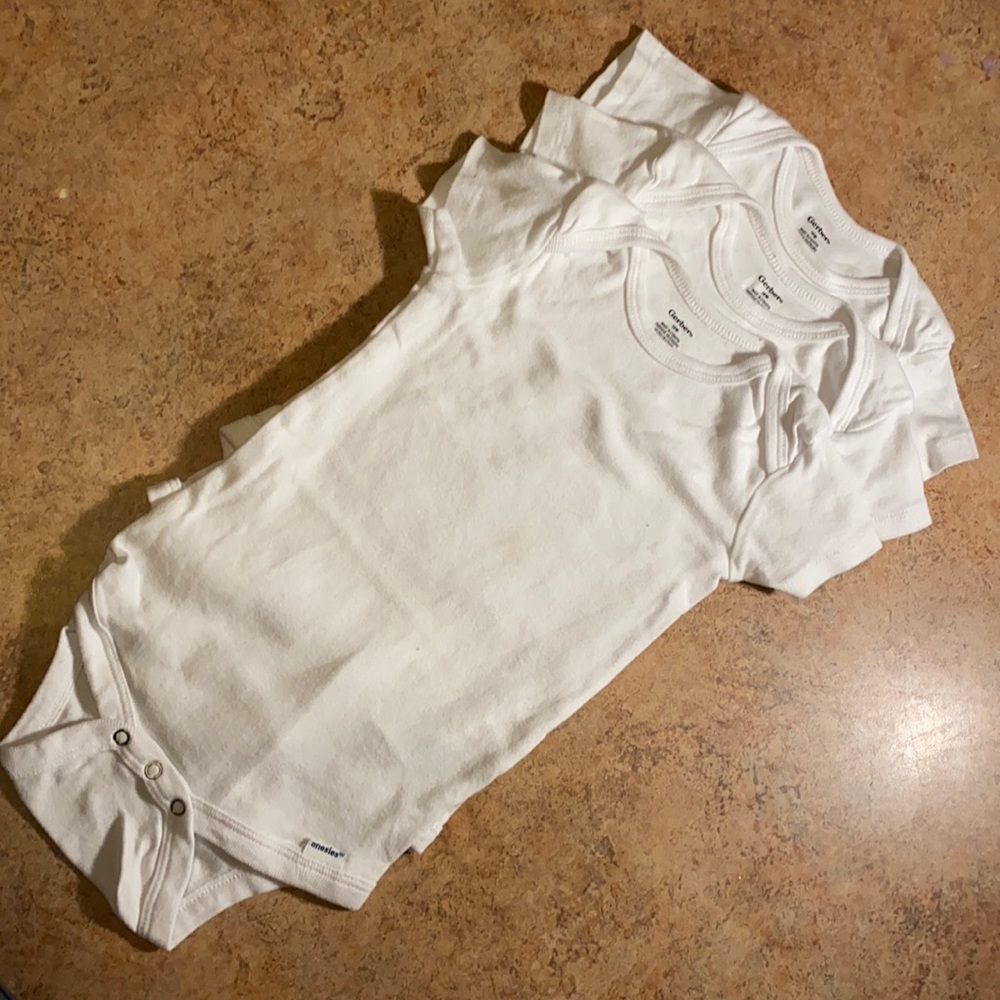 3pc Gerber onesie set